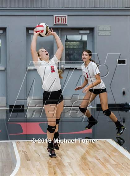 Thumbnail 2 in Shasta vs. North Medford photogallery.