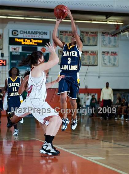 Thumbnail 3 in Carter vs. Patriot (Lady Bears Holiday Classic) photogallery.