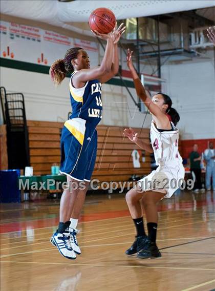Thumbnail 1 in Carter vs. Patriot (Lady Bears Holiday Classic) photogallery.
