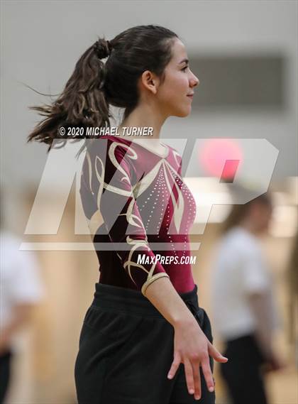 Thumbnail 1 in Greater Spokane League Meet #5 (University Host) photogallery.