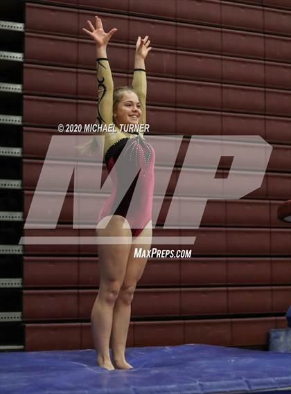 Thumbnail 2 in Greater Spokane League Meet #5 (University Host) photogallery.