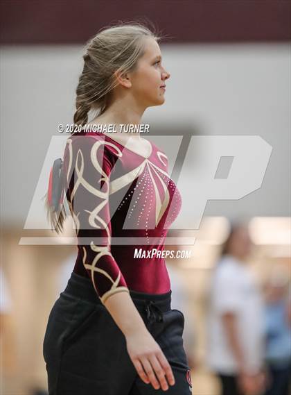 Thumbnail 3 in Greater Spokane League Meet #5 (University Host) photogallery.