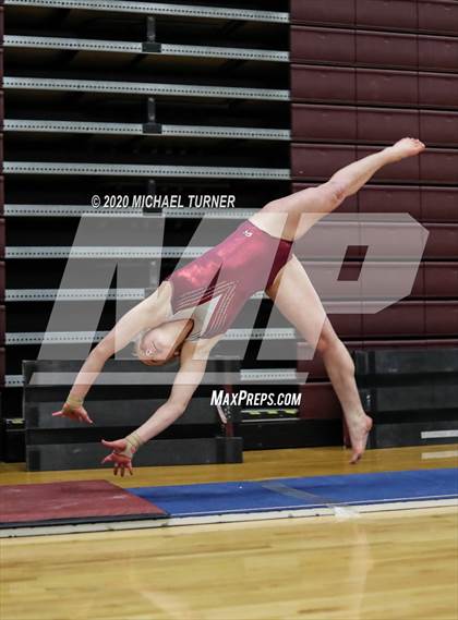 Thumbnail 3 in Greater Spokane League Meet #5 (University Host) photogallery.