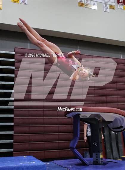 Thumbnail 1 in Greater Spokane League Meet #5 (University Host) photogallery.