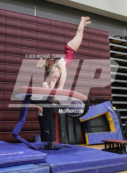 Thumbnail 1 in Greater Spokane League Meet #5 (University Host) photogallery.