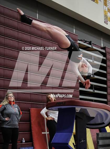 Thumbnail 3 in Greater Spokane League Meet #5 (University Host) photogallery.