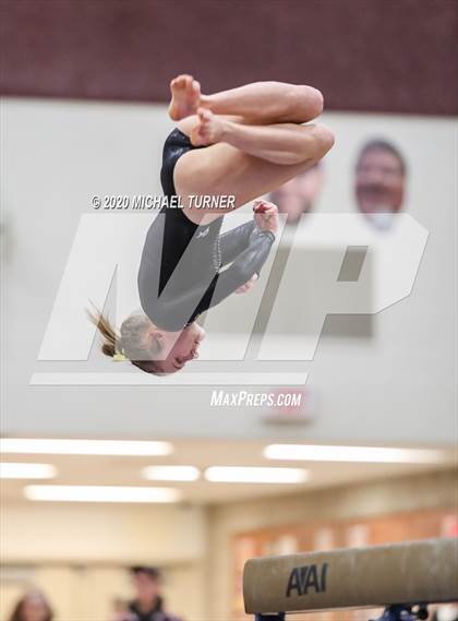 Thumbnail 1 in Greater Spokane League Meet #5 (University Host) photogallery.