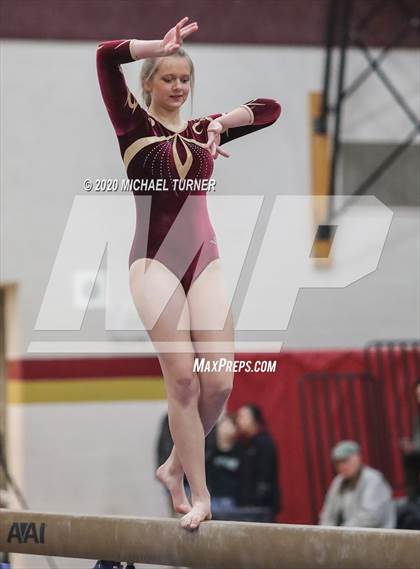 Thumbnail 1 in Greater Spokane League Meet #5 (University Host) photogallery.