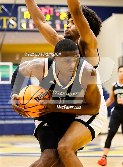 Thumbnail 3 in Windsor Forest vs. Kell (Tournament of Champions Holiday Classic) photogallery.