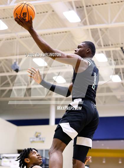 Thumbnail 2 in Windsor Forest vs. Kell (Tournament of Champions Holiday Classic) photogallery.