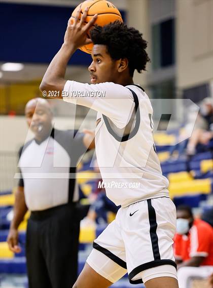 Thumbnail 2 in Windsor Forest vs. Kell (Tournament of Champions Holiday Classic) photogallery.