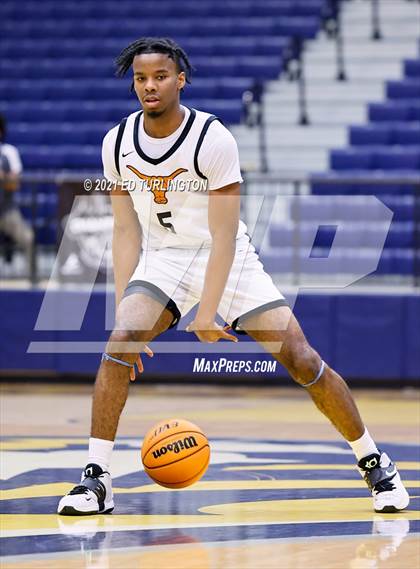 Thumbnail 2 in Windsor Forest vs. Kell (Tournament of Champions Holiday Classic) photogallery.