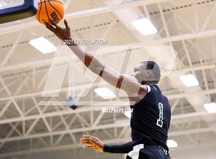 Thumbnail 3 in Windsor Forest vs. Kell (Tournament of Champions Holiday Classic) photogallery.
