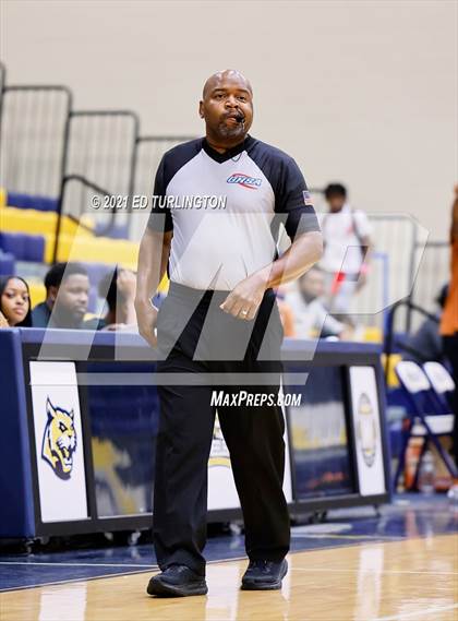 Thumbnail 3 in Windsor Forest vs. Kell (Tournament of Champions Holiday Classic) photogallery.