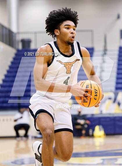 Thumbnail 1 in Windsor Forest vs. Kell (Tournament of Champions Holiday Classic) photogallery.