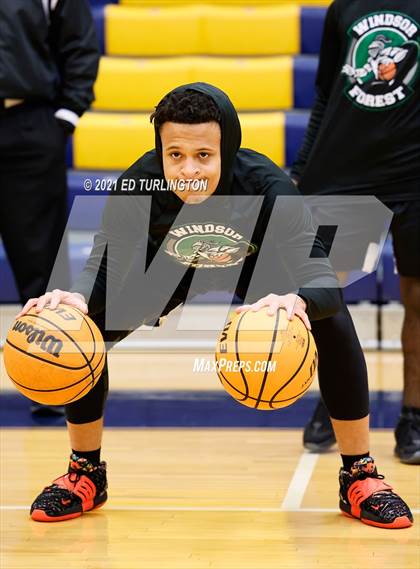 Thumbnail 2 in Windsor Forest vs. Kell (Tournament of Champions Holiday Classic) photogallery.