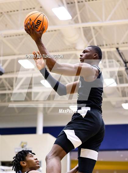Thumbnail 1 in Windsor Forest vs. Kell (Tournament of Champions Holiday Classic) photogallery.