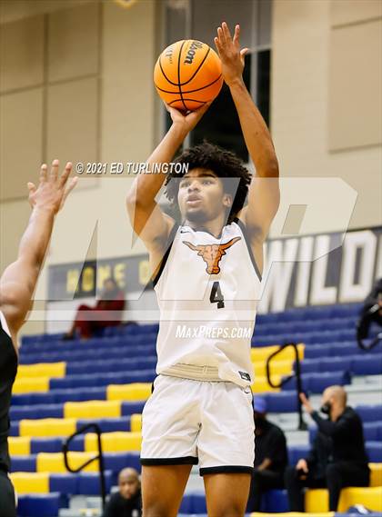 Thumbnail 3 in Windsor Forest vs. Kell (Tournament of Champions Holiday Classic) photogallery.