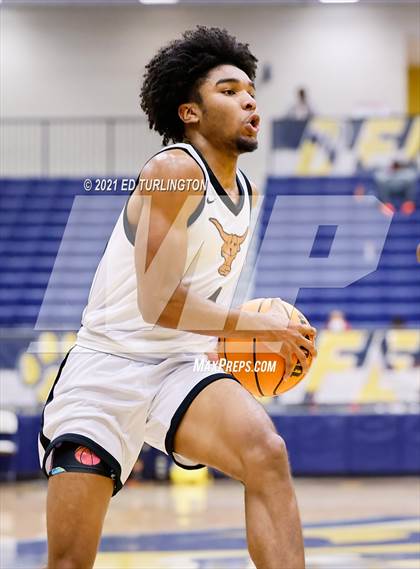 Thumbnail 2 in Windsor Forest vs. Kell (Tournament of Champions Holiday Classic) photogallery.