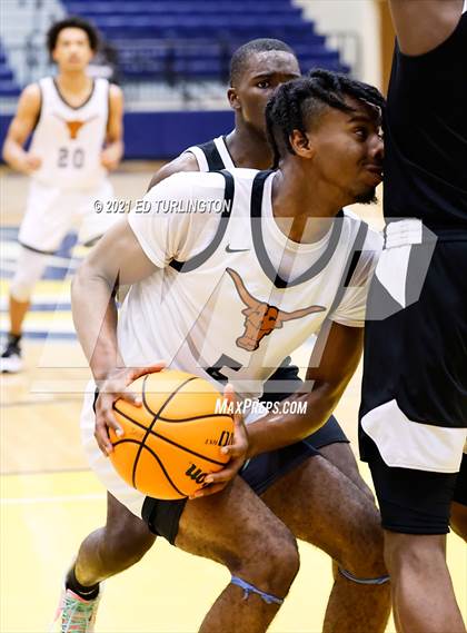 Thumbnail 1 in Windsor Forest vs. Kell (Tournament of Champions Holiday Classic) photogallery.
