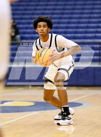 Thumbnail 1 in Windsor Forest vs. Kell (Tournament of Champions Holiday Classic) photogallery.