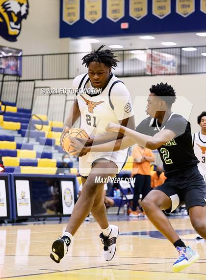 Thumbnail 1 in Windsor Forest vs. Kell (Tournament of Champions Holiday Classic) photogallery.