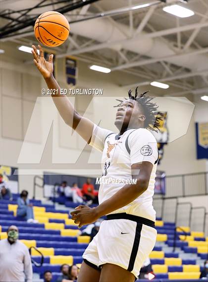 Thumbnail 2 in Windsor Forest vs. Kell (Tournament of Champions Holiday Classic) photogallery.