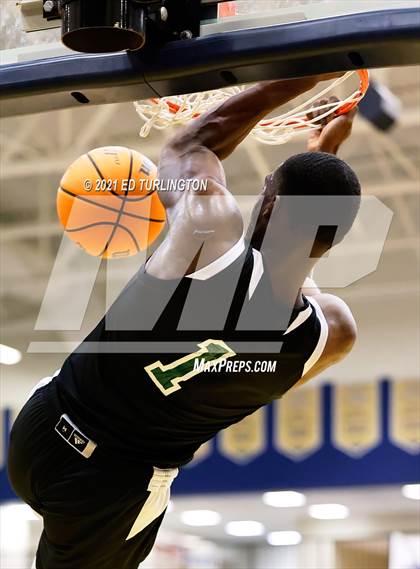 Thumbnail 2 in Windsor Forest vs. Kell (Tournament of Champions Holiday Classic) photogallery.
