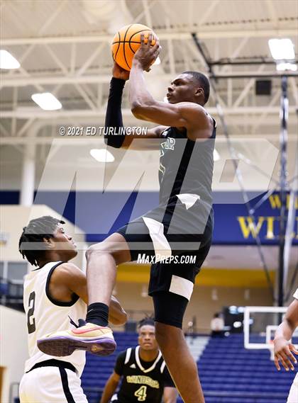 Thumbnail 2 in Windsor Forest vs. Kell (Tournament of Champions Holiday Classic) photogallery.