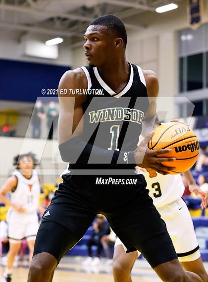 Thumbnail 1 in Windsor Forest vs. Kell (Tournament of Champions Holiday Classic) photogallery.