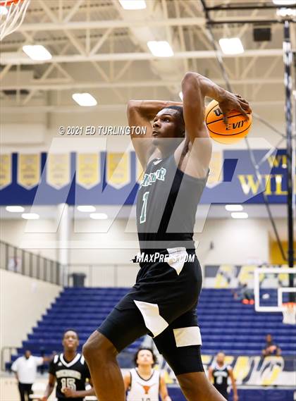 Thumbnail 3 in Windsor Forest vs. Kell (Tournament of Champions Holiday Classic) photogallery.