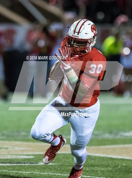 Thumbnail 3 in Fort Bend Travis @ Katy (UIL 6A Bi-District Playoff) photogallery.