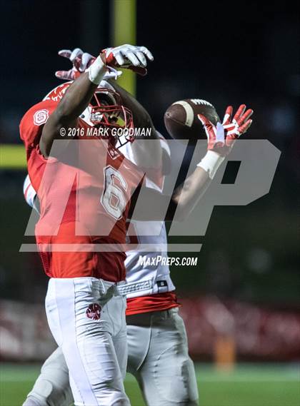 Thumbnail 3 in Fort Bend Travis @ Katy (UIL 6A Bi-District Playoff) photogallery.