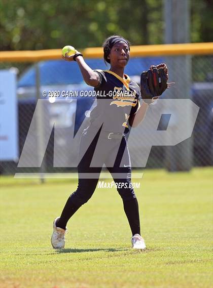 Thumbnail 3 in Topsail Softball (Extending the Season) photogallery.