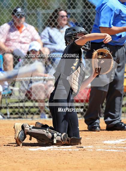 Thumbnail 3 in Topsail Softball (Extending the Season) photogallery.