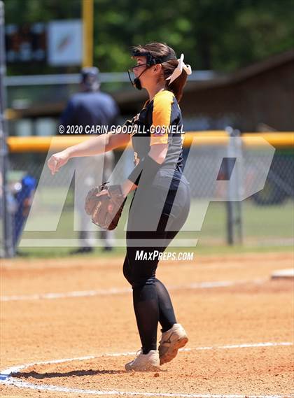 Thumbnail 2 in Topsail Softball (Extending the Season) photogallery.