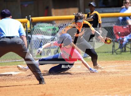 Thumbnail 2 in Topsail Softball (Extending the Season) photogallery.