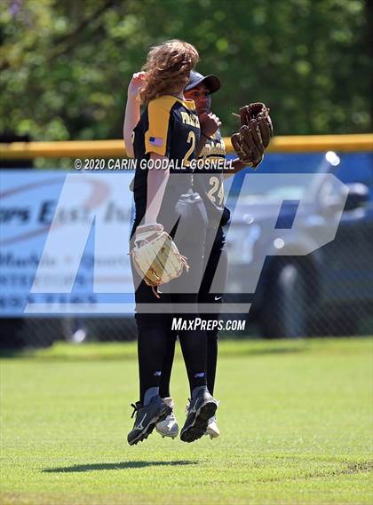 Thumbnail 2 in Topsail Softball (Extending the Season) photogallery.