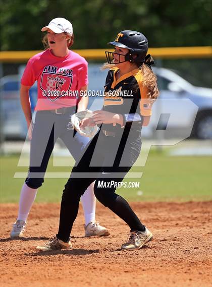 Thumbnail 1 in Topsail Softball (Extending the Season) photogallery.
