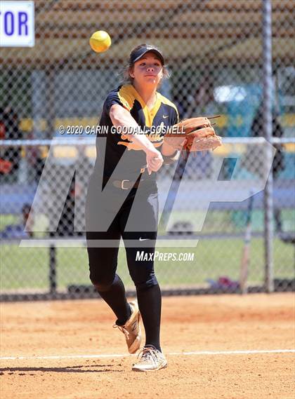 Thumbnail 2 in Topsail Softball (Extending the Season) photogallery.
