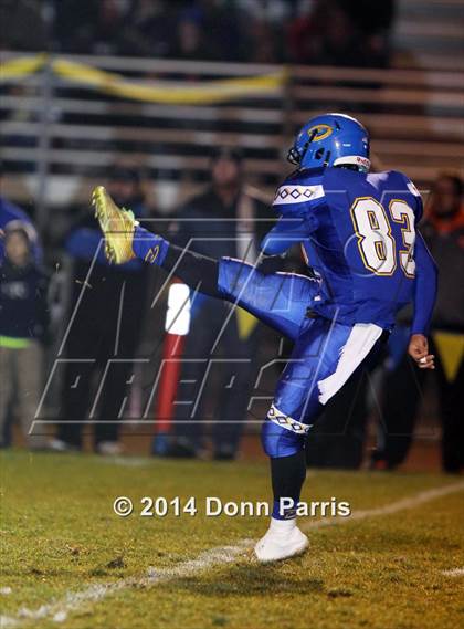 Thumbnail 2 in Serrano vs. Palm Springs (CIF SS Eastern Division Final) photogallery.