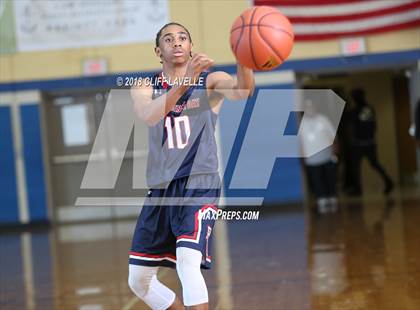 Thumbnail 1 in Providence Day vs Wando (Rotary Roundball Classic) photogallery.