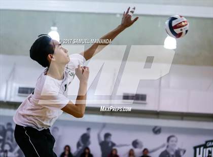 Thumbnail 1 in El Camino Real vs Granada Hills Charter photogallery.
