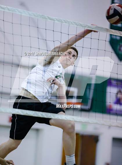 Thumbnail 2 in El Camino Real vs Granada Hills Charter photogallery.