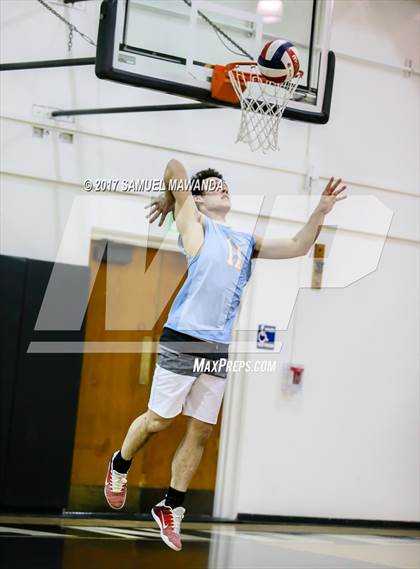 Thumbnail 1 in El Camino Real vs Granada Hills Charter photogallery.