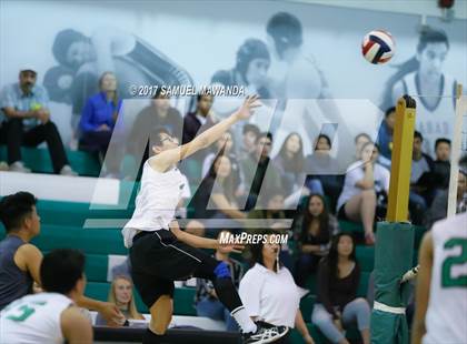 Thumbnail 3 in El Camino Real vs Granada Hills Charter photogallery.