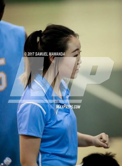 Thumbnail 1 in El Camino Real vs Granada Hills Charter photogallery.