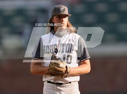 Thumbnail 3 in Houston County vs. Lassiter (GHSA 6A Championship Game 1) photogallery.