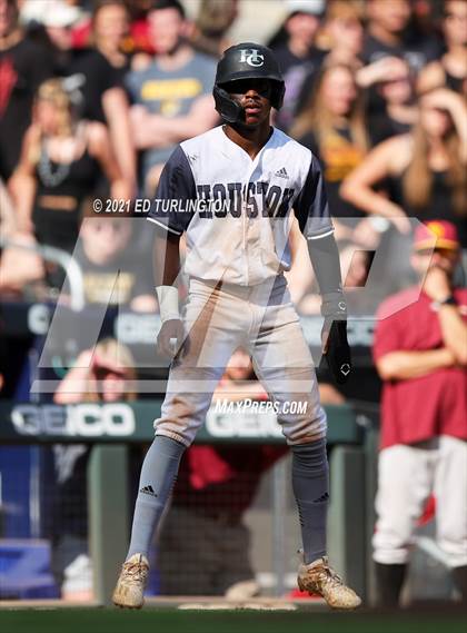 Thumbnail 3 in Houston County vs. Lassiter (GHSA 6A Championship Game 1) photogallery.