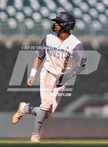 Thumbnail 2 in Houston County vs. Lassiter (GHSA 6A Championship Game 1) photogallery.